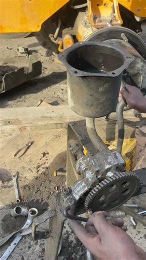 How to use an old oil pump to refill the gear oil #how to #oilpump #refill
