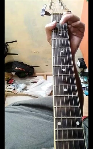 Flowers " Guitar Melody ( Instrumental ) Lesson - Preview | Miley Cyrus