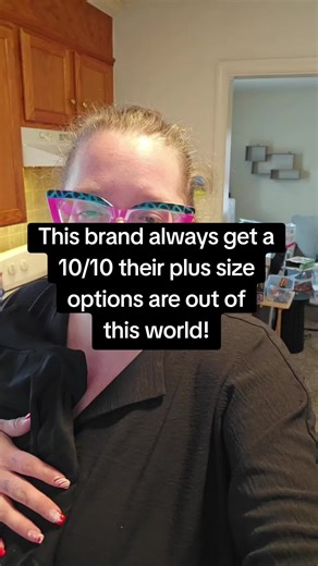 you could definitely stay warm with this on #cootry #plussize #plussizefashion