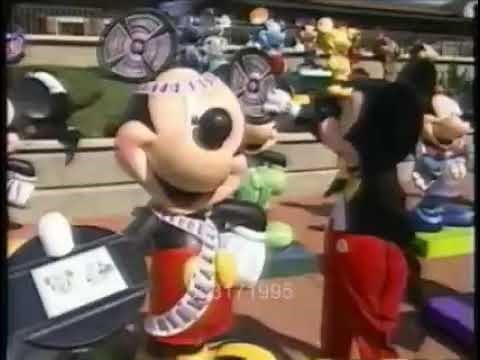 Disney 411-Mickey Mouse 75th Anniversary Statues (2004)