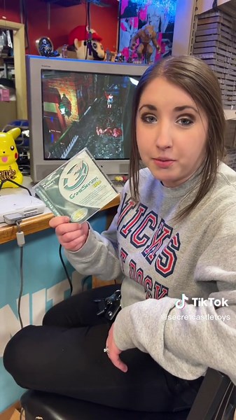 Amanda Cheating at Resident Evil 3 with Game Shark