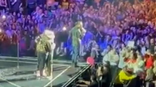 Backstreet Boys tribute song performance to the deceased brother of Nick Carter