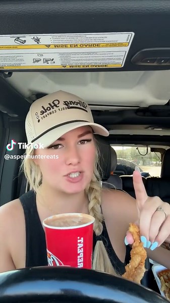 Aspen Hunter (@aspenhuntereats)’s videos with original sound - Aspen Hunter