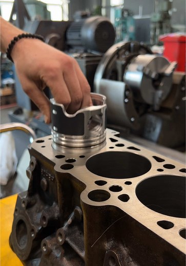 Металлообработка требует точности и оборудования! 📍str. Kiev, 35, Balti, Moldova >>> 0694 21 732 #Harley_Davidson #шлифовка_коленвалов, #Audi #Volkswagen #Mercedes #BMW #ремонт_блоков #ремонт_цилиндров #шатуны #мото_блок #мото_цилиндр #расточка #Balti #Reutel #Pirlita #Sadovoe #Corlateni #Elizaveta #Soroca #Edinet #Drochia #rastochnoi #rastochnoi_balti