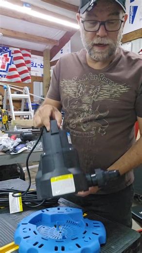 With the PCP025, simply set it and forget it. Automatic On/Off switch, bottom suction to remove nearly all water, quiet operation, and thermal protection. Ideal for pool covers, spas, rooftops & more. #aquastrong #boosterpump #waterpressure #wellwater #offgridliving #homeimprovement #smartpump #pressureboost #backyardsolutions #rurallife #plumbinglife | Aquastrong