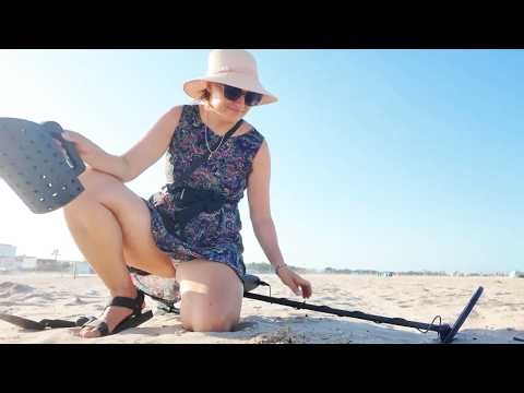 There Was Definitely Something There… 😲🔎 | Beach Metal Detecting Mystery