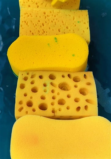 Relaxing Sponge Squeeze ASMR Videos