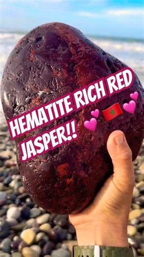 This giant Red Jasper feels like a piece of the earth’s own heart. Southwest Coast, Morocco. 🇲🇦