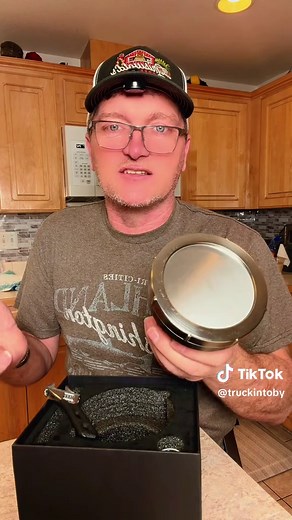 If your shower leaves your skin feeling dry or you’re dealing with hard water buildup, this is a simple upgrade. The Eskiin Filtered Showerhead is designed to help reduce common impurities in tap water while keeping strong, steady water pressure. It includes a replaceable filter and this bundle even comes with a FREE 3-month filter. Easy install, no tools needed — just twist it on in minutes. Cleaner-feeling showers without remodeling your bathroom. 🚿 #Eskin #BathroomUpgrade #TruckinToby #tikto
