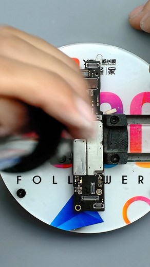 iPhone 15 no baseband and won’t boot into system | Ycs Yang