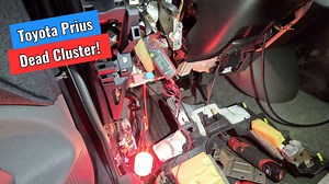 2008 Toyota Prius - Dead Cluster! Diag & Fix!