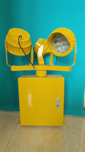 Illuminating the Path: The Unwavering Brilliance of 120V Rotating Beacon Lights