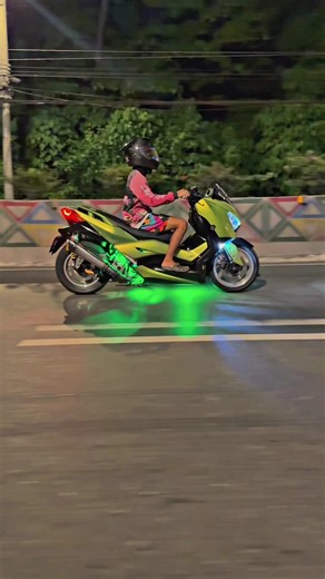 Midnight Riding with Yamaha XMax and Astromax