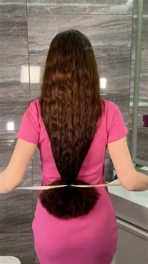 Fake Short Hair Hack 🤭 #shorthair #longhair #hairtok #hairhack #fakebob