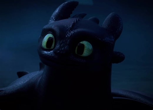 Toothless Trying to Impress Light Fury