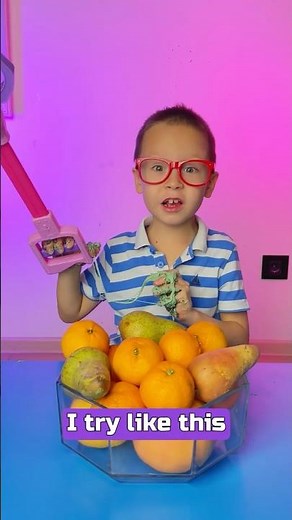 Hey, kids! Let’s wash up with mom’s help! #shorts #kids