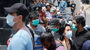 Travelers wary due to new COVID-19 variant