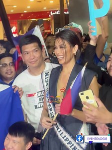 WATCH | Filipino pageant fans gave Miss Universe Philippines MICHELLE MARQUEZ DEE a rousing send-off at the airport as she departs for the Miss Universe pageant ✨🎉👑🇵🇭❤️ #MichelleMarquezDee #MissUniversePhilippines2023 #MissUniverse2023 #Eventologie | Eventologie