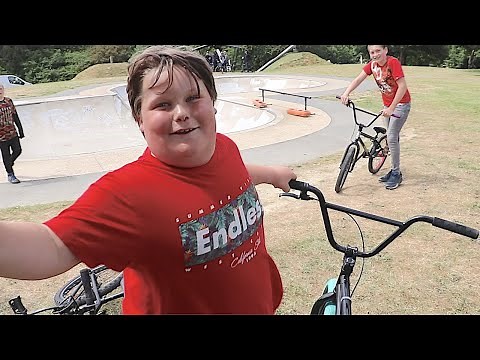 SURPRISING KID WITH A NEW BIKE