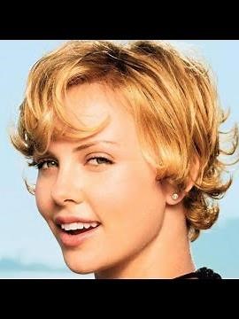 13 Sexy Photos of Charlize Theron