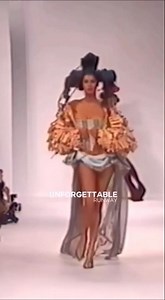 YASMEEN & HELENA | JOHN GALLIANO SPRING/SUMMER 1993 | PARIS #yasmeenghauri #supermodel