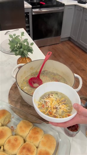 Plandy Mandy | Budget-Friendly Recipes & Meal Plans on Instagram: "⭐️Comment “LOADED” to grab this chowder recipe! ⭐️ Comment “HERB” to grab the dinner roll recipe! Budget friendly easy dinners that save money on groceries are my specialty- last month we saved around $500 compared to the average American family! (And we save like that every month!) #wintermeals #crockpot #dutchoven #cozymeals #fallmeals #easydinners #budgetfriendlymeals #grocerysavings #simpledinner"