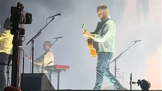 50 Best Country Songs About Playing Pool