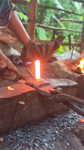 Amazing Blacksmith Work | Hand Forging Hot Iron into a Strong Tool🔥⚒️