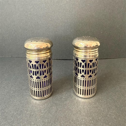 Vintage Silver-plated Salt and Pepper Shakers, Victorian Set of Salt and Pepper Shakers - Etsy