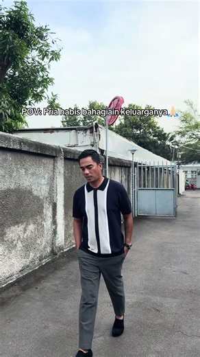Sehat-sehat tulang punggung keluarga💪🏽 #shortsungu #kuinginselamanya