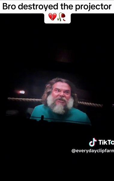 Bro destroyed the projector 💔🥀 #minecraft #minecraftmovie #minecraftmoviememe #chickenjockey #minecraftmeme #chickenjockeymeme #funny #movie #movietheater #minecraftmoviefunny #fyp #foryou