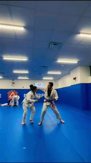 "Women in Charge 💪✨ Empower yourself with Gracie Barra Braintree's Women's Self-Defense Program! No experience? No problem. All ages and fitness levels welcome. Learn practical, real-world techniques that use leverage, technique, and smarts — not just strength — to defend yourself confidently in any situation. Ready to take charge of your safety? Book your FREE intro class today! Link in bio or DM us to get started. You belong here. You’ve got this. 🔥 #GracieBarraBraintree #WomenInCharge #Braz