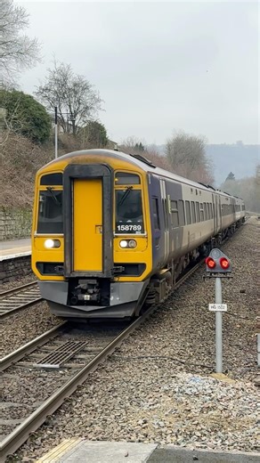 Northern Class 158 Double Header (158789 + 158794) Arriving at Hebden Bridge | Wigan–Leeds