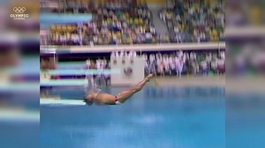 160K views · 3.4K reactions | From disaster to glory. Having struck his head on the springboard in the preliminary rounds, American Greg Louganis bounced back for an inspiring gold medal win in diving at Seoul 1988. Watch more Great Olympic Moments: bit.ly/30LU2rT #StrongerTogether #1YearToGo Team USA FINA | Olympics | Facebook