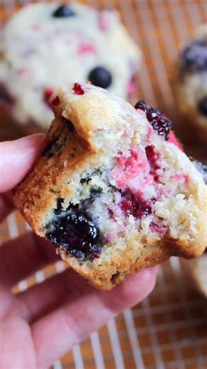 7.4K views · 42 reactions | ⬇️ Recipe below! 𢡄 Triple Berry Muffins are tall and fluffy muffins exploding with tart and sweet berry flavours in every bite. 朗 So perfect for the season! Recipe here - https://taffeybakery.com/triple-berry-muffins/ or comment recipe to get it sent directly to your inbox! ✨ | Taffey Bakery | Facebook