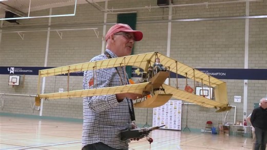 双翼室内飞翼 | Andrew White's Burgess Dunne BD1-B Float Bi-plane