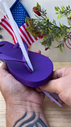 Simple technique to fix flip-flops Quick repair that makes your flip-flops like new #USA #SmartFix #DIYRepair #QuickHack | Master of Solution