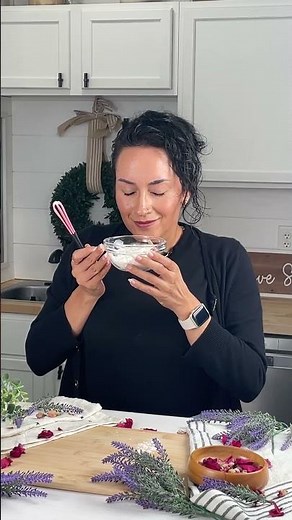 How to Make Layered Bath Salts with DIY Bath Salt Kit