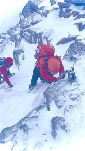Extreme Winter Climbing with Summit Mountain Skills 🏔️