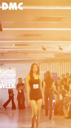 Dàn mẫu nữ catwalk sập sàn runway tại buổi casting DMC Fashion Show #dmc #dmcvietnam #viral