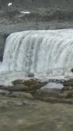 Dettifoss #waterfall #iceland #water #asmr #diamond #circle #tour #outdoors #hike #nature #passport