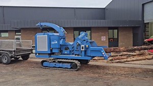 87K views · 628 reactions | Wood Chipper Wednesday! The Piranha Chippers BT310 Tracked Chipper eats hardwood logs for breakfast, lunch and dinner! #piranhachippers #woodchipperwednesday #australianmade #woodchipper #arborist #vegetationmanagement #treeclearing | Piranha Chippers | Facebook