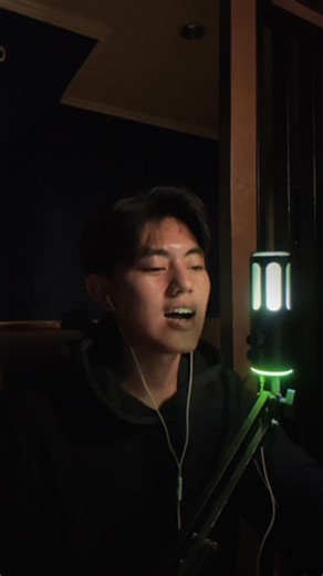 “TINGIN” by COJ Kadlawon (12am) cover by me Paos version HAAHAHA Just wanna test this new microphone that i got online for my future covers. So please excuse the flat notes cuz i just quickly recorded this for mic test HAHAHAHHAHA NO TO COPYRIGHT original singers https://youtu.be/QTnM6XEjM3s?si=1bS0TL7TrFEf8dOK Instrumental https://youtu.be/-ePFzGk_e3A?si=wiLEtiIeEzRUL1RK | Ralph Laurence Lomboy Raluto