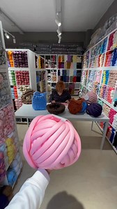 Μια τσάντα με νήμα marshmallow με ένα νήμα μόνο κ αν θέλετε κ έτοιμη φόδρα είναι στα 30 ευρώ σύνολο . Τηλ 2341024447 | Νημα Κιλκις nima kilkis