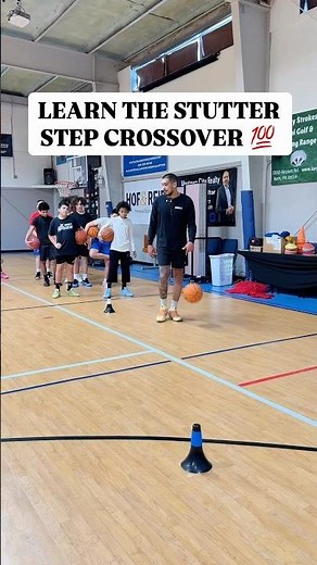 LEARN THE STUTTER STEP CROSSOVER 💯