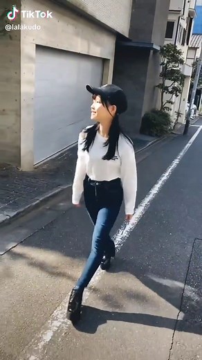 Rara Kudou: Japanese School Girl's Transformation