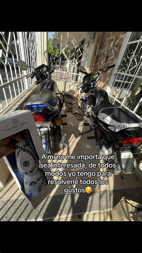 🏌🏼‍♂️ | mini clase azul bottles