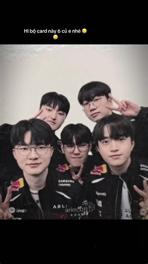 Hi bộ card này 6 củ e nhé 🥲🥲 #Faker ##T1