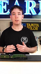 Kieran puts two Hornby OO icons side by side! 🚂 Silver King vs Bittern. From diecast heft to moving vents and firebox flicker, he breaks down what makes these models stand out from the standard range. A must-watch if you’re into the details that bring locos to life. Full video: https://youtu.be/vTz6v6vm9Co #hornby #hornbytrains #modeltrains #railwaymodel #oo #modelrailway | Hearns Hobbies