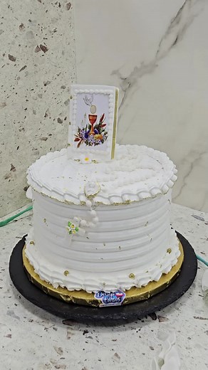 Delsys Cursos tiene la misión de enseñar, insentivar y motivar a todos los amantes de la repostería. 🎂💜 𝗥𝗲𝗮𝗹𝗶𝘇𝗮 𝘁𝘂 𝗽𝗲𝗱𝗶𝗱𝗼, 𝗵𝗮𝗰𝗲𝗺𝗼𝘀 𝗲𝗻𝗰𝗮𝗿𝗴𝗼𝘀 𝗽𝗮𝗿𝗮 𝘁𝘂𝘀 𝗲𝘃𝗲𝗻𝘁𝗼𝘀. ⁣⁣⁣⁣ ⁣⁣⁣⁣ ✅ 𝗘𝘀𝗰𝗿í𝗯𝗲𝗻𝗼𝘀 𝘃í𝗮 W𝗵𝗮𝘁𝘀𝗔𝗽𝗽 𝗮𝗹 𝟱𝟴 𝟰𝟭𝟮.𝟮𝟭𝟳.𝟯𝟯.𝟵𝟴 / 𝟱𝟴 𝟰𝟭𝟮.𝟬𝟵𝟵.𝟰𝟰.𝟱𝟭⁣⁣⁣⁣ ⁣⁣⁣⁣ ⁣⁣⁣⁣ 🔸 Estamos ubicados en La Candelaria. Centro comercial Casa Bera Justo frente la plaza Candelaria.⁣⁣⁣⁣ #TortasPorEncargo #EventosEspeciales #dulcessueños